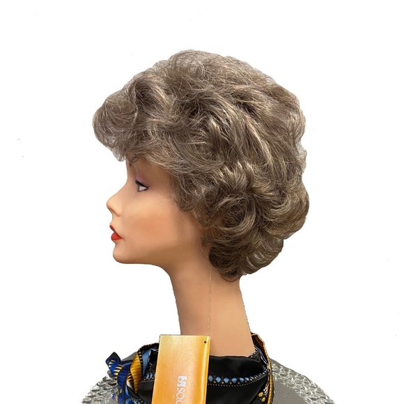 Salt & Pepper Wig - Picture 5 of 10